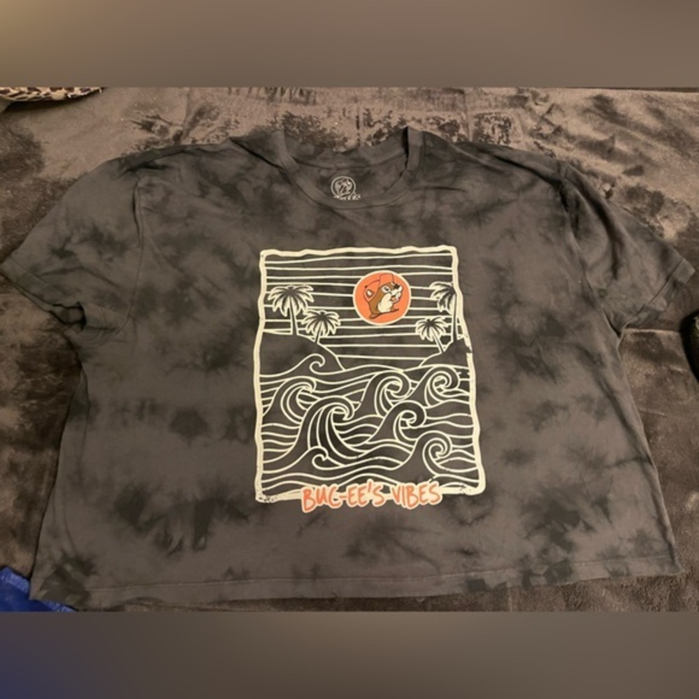 Bug-ee's Vibes Black Graphic Crop Top